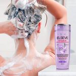 Mulher-passando-o-Shampoo-Preenchedor-Hidra-Hialuronico-400ml