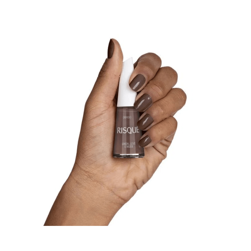 Esmalte-Risque-Nude-Cremoso-Linda-Leve-e-Nude-8ml-07