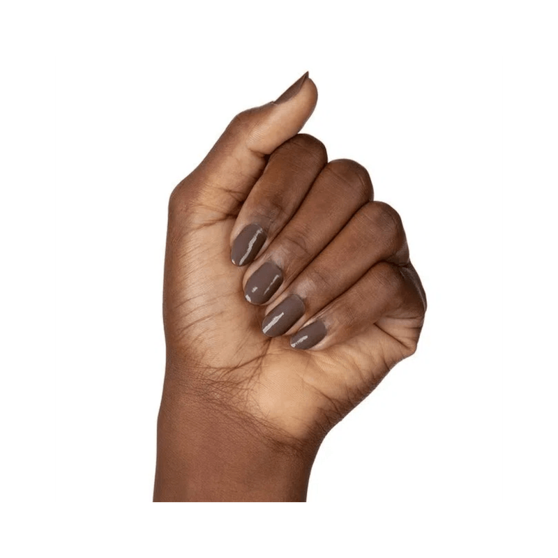 Esmalte-Risque-Nude-Cremoso-Linda-Leve-e-Nude-8ml-05