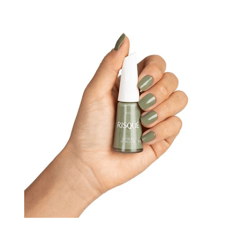 Esmalte-Risque-Verde-Militar-Cremoso-Guerreira-do-Arco-iris--02