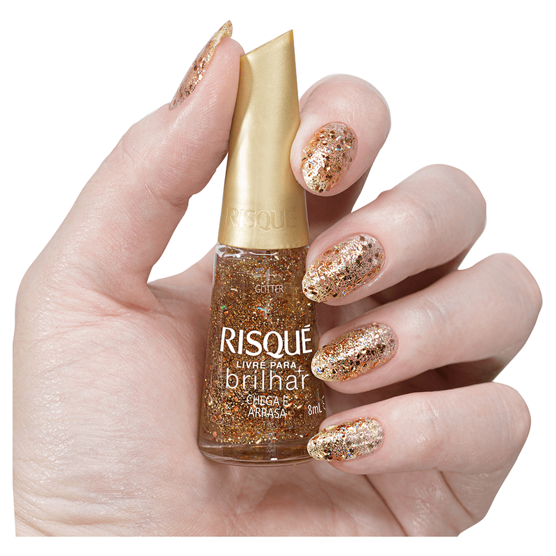 Esmalte-Risque-Livre-para-Brilhar-Glitter-Dourado-Chega-e-Arrasa-7891350040388_2