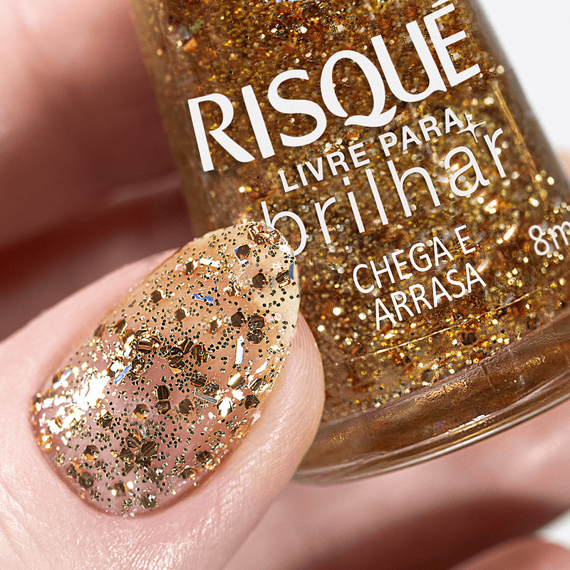 Esmalte-Risque-Livre-para-Brilhar-Glitter-Dourado-Chega-e-Arrasa-7891350040388_3