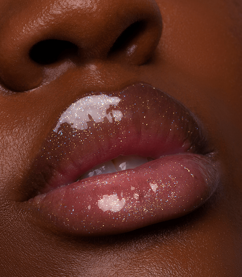 Lip-Glitter-Dailus-Holo-Bomb-modelo-03