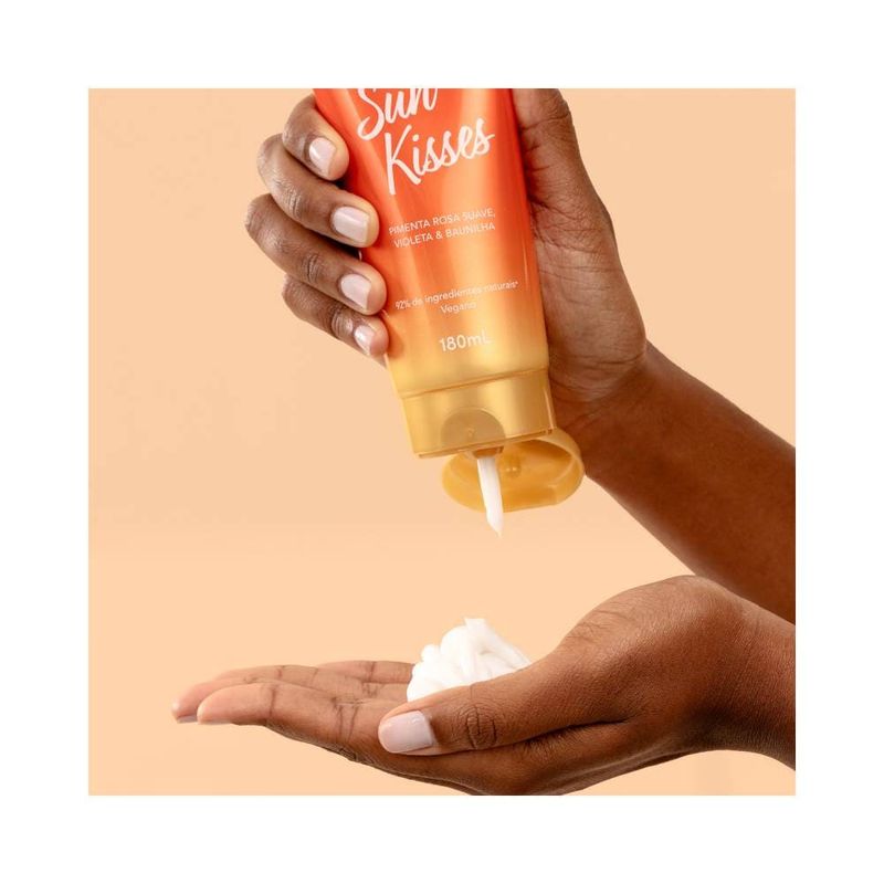 Locao-Corporal-Sun-Kisses-Kiss-New-York-180ml_7898741802594_img03
