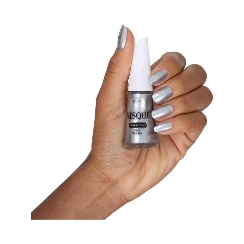 Esmalte-Risque-Metalico-Nova-Cor-Prata-na-Lata_7891350044935_img02