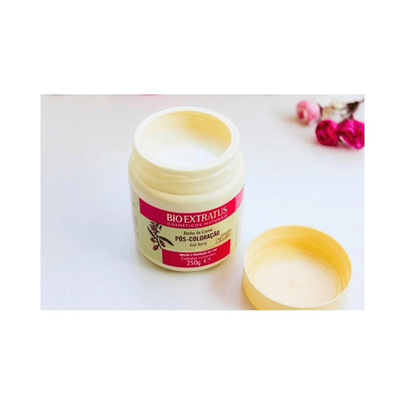 Banho_de_Creme_Bio_Extratus_Pos_Coloracao_250g-1